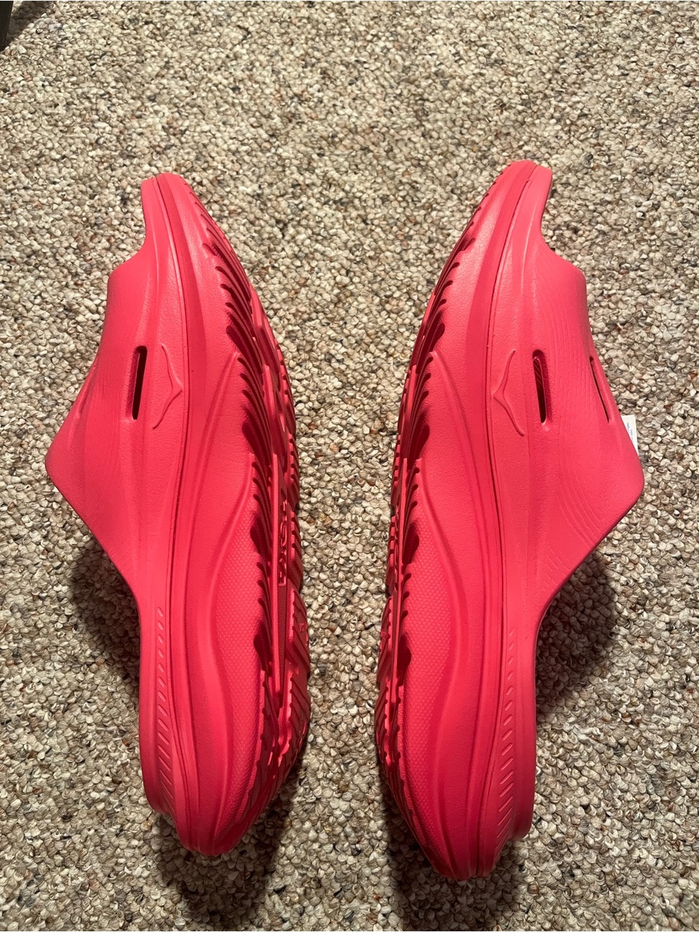 HOKA Pink Ora Recovery Slide Sandals in Raspberry NWT - Picture 4 of 7